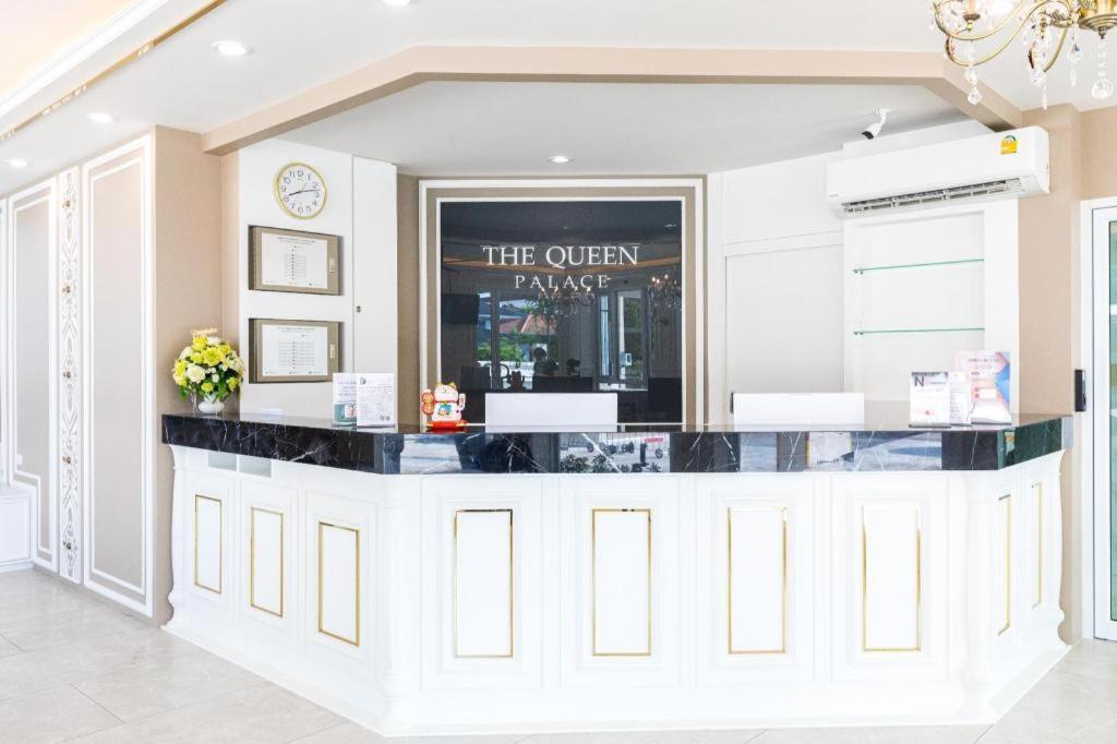 The Queen Palace بانكوك المظهر الخارجي الصورة